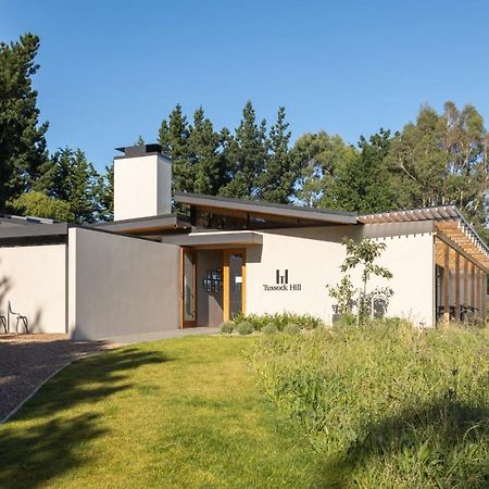 Tussock Hill Vineyard Retreats Hotel Christchurch Exterior photo