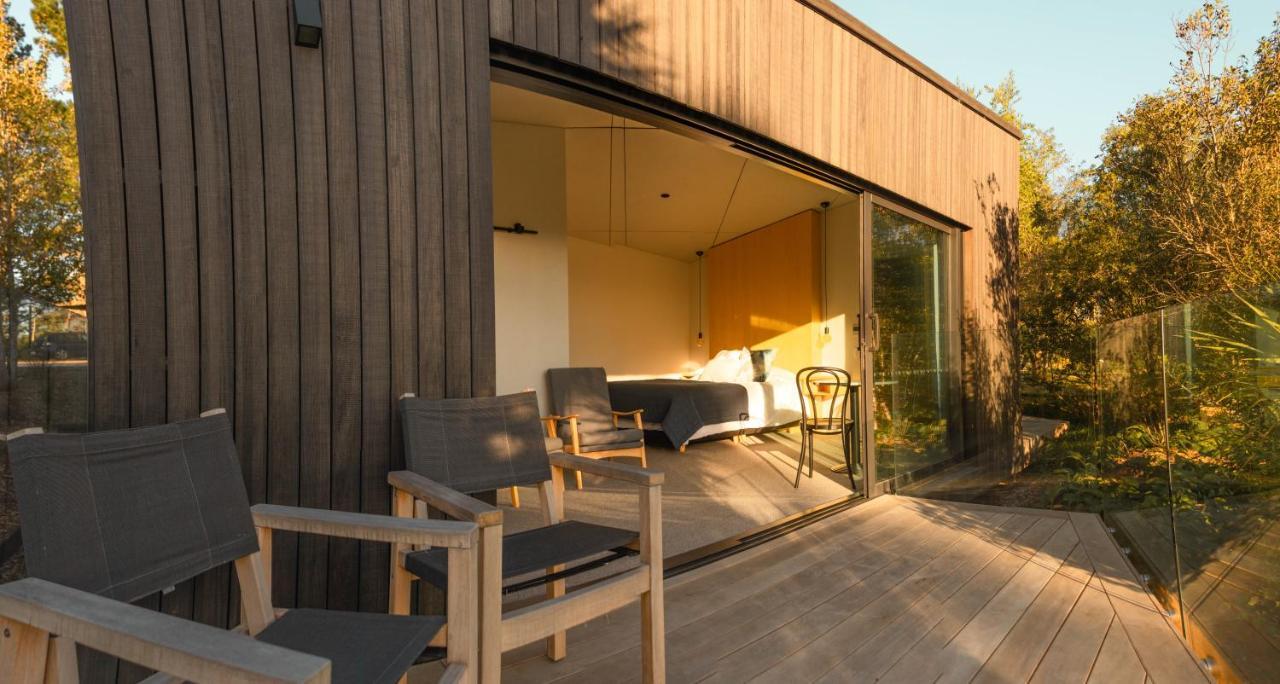 Tussock Hill Vineyard Retreats Hotel Christchurch Exterior photo